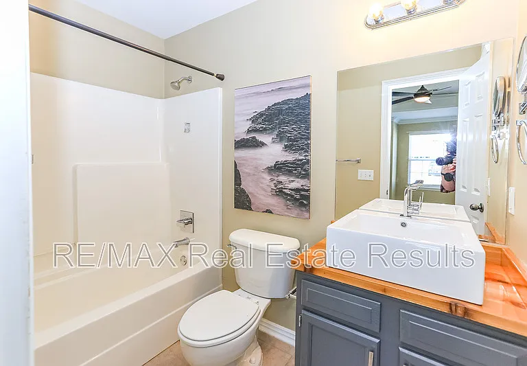 3703 SW Carriageway Ave — Photo 17