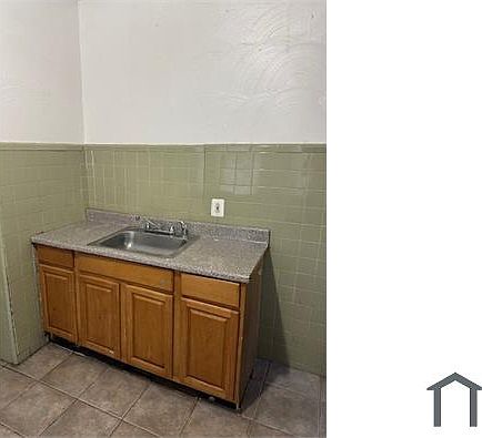 2nd image of 65 Oak Grove Ave #1