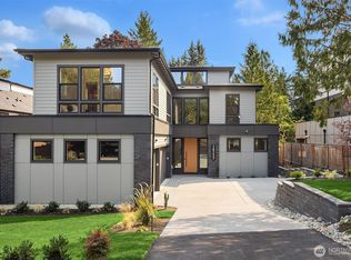 10217 NE 24th St, Bellevue, WA 98004