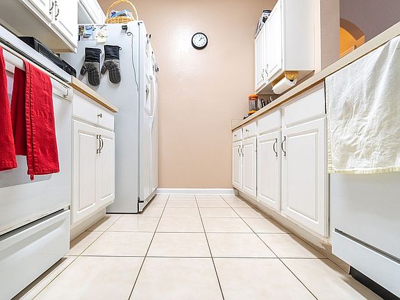 4th image of 580 Brantley Terrace Way Unit 207