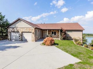 130 Barre Way, Dandridge, TN 37725