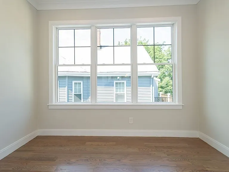 3240 Washington St #3 — Photo 8