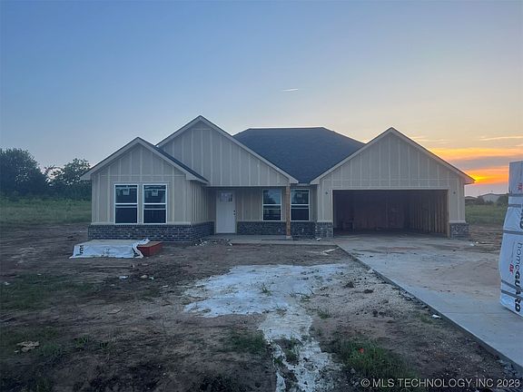 3rd image of 98 Long Bed Ln