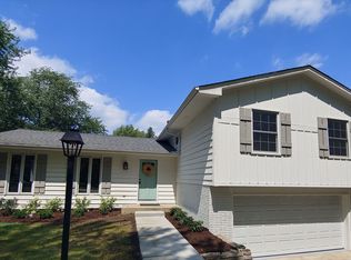 26W576 Blair St, Winfield, IL 60190