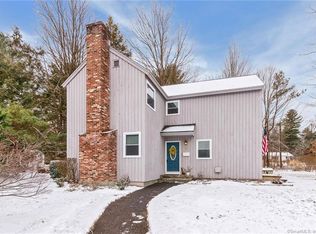 7 Meadow Ct UNIT 7, Simsbury, CT 06070