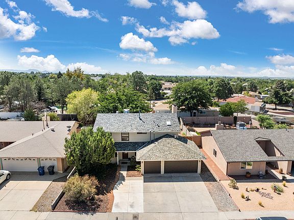 2nd image of 6928 Vivian Dr NE