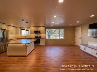 1020 E 18th Ave APT 1, Eugene, OR 97403