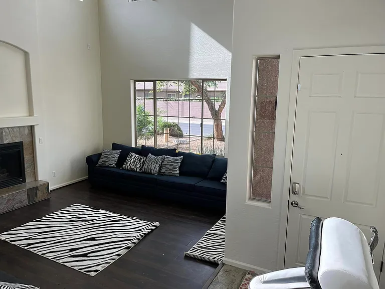 42809 W Sparks Ln — Photo 18