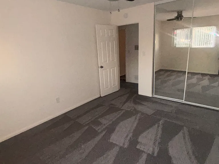 116 Palm Ave #8 — Photo 9