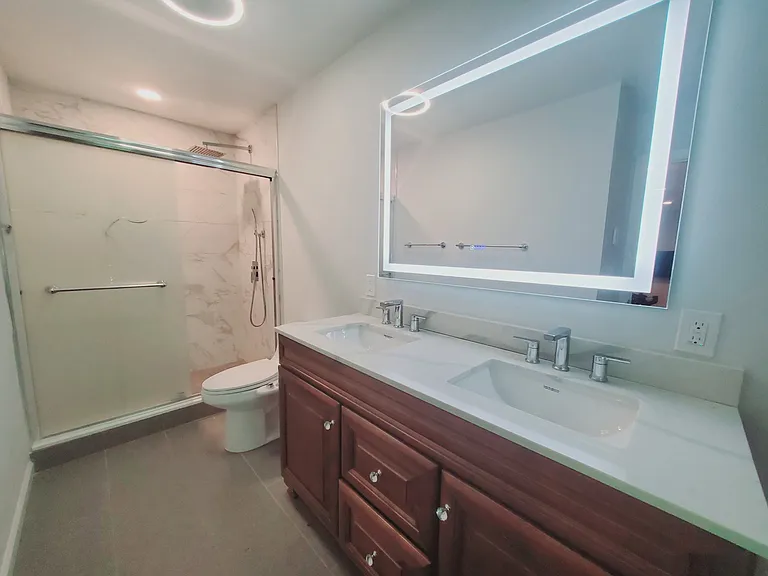 12 Hickory Dr #B — Photo 7