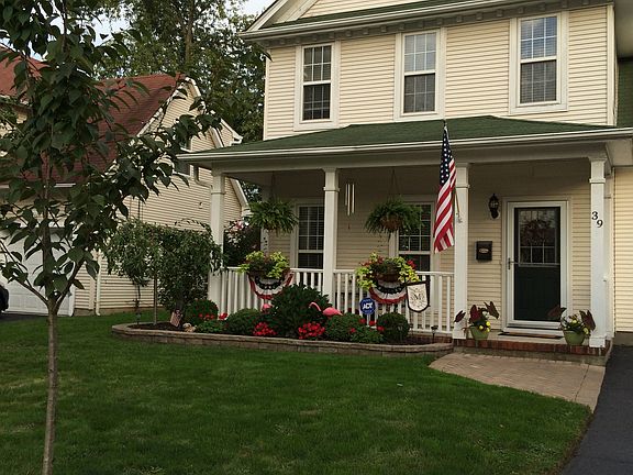 Front Exterior- Summer