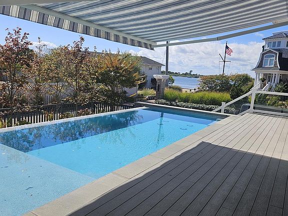 3rd image of 3608B S Long Beach Blvd