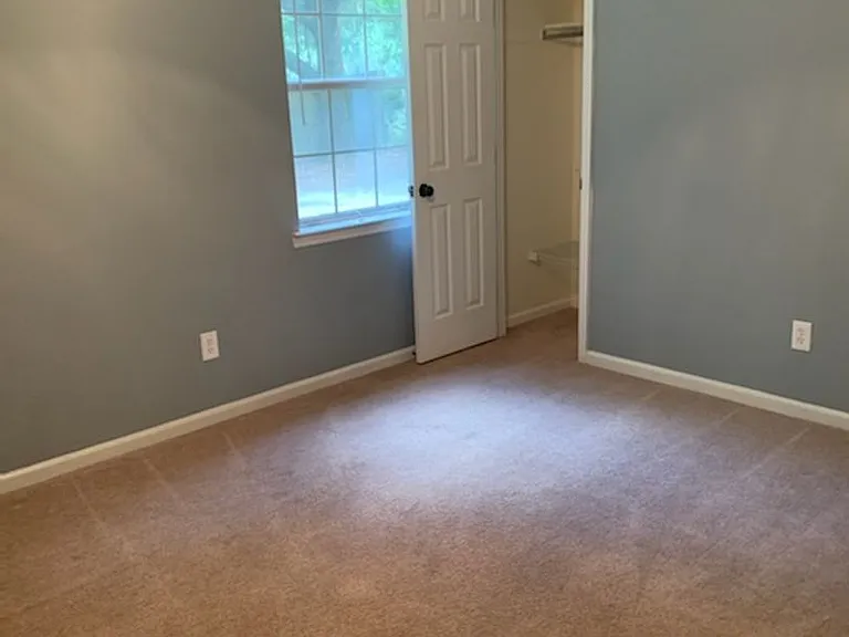 706 Timber Ridge Trl — Photo 14