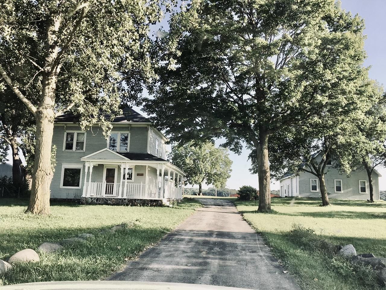 N67W25761 Silver Spring ROAD, Sussex, WI 53089 | Zillow