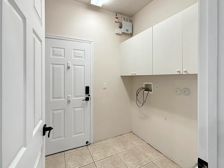 11131 Laurel Walk Rd — Photo 27