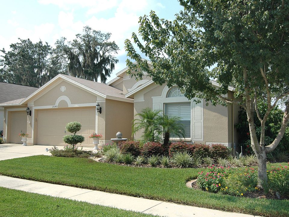 4BR/2BA = 3 Car Garage