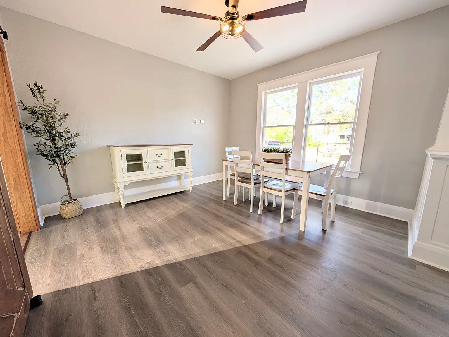 3 bed, 1200 sqft, $3,600 — Photo 3
