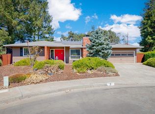 9 Oakcrest Pl, Santa Rosa, CA 95409