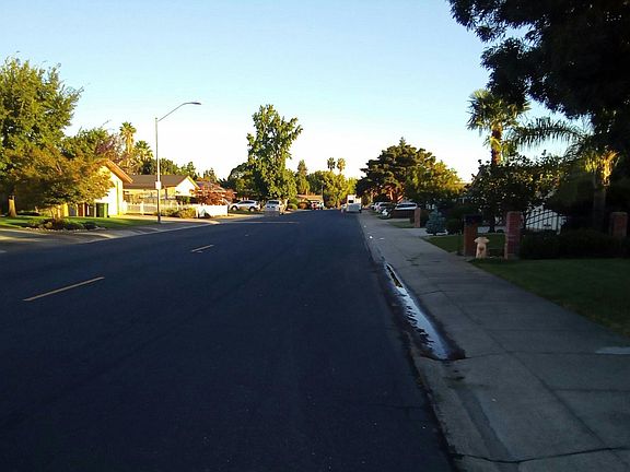 4th image of 209 N Rutledge Dr