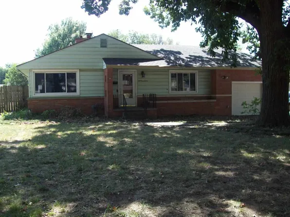 117 Whitworth Ave, Ponca City, OK 74601