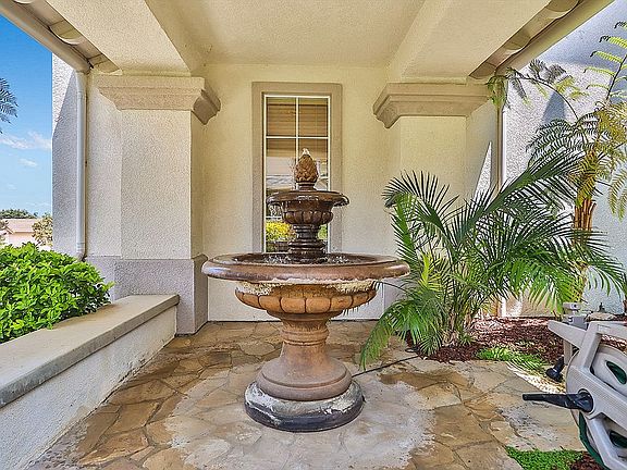 3rd image of 4392 Paseo Santa Fe