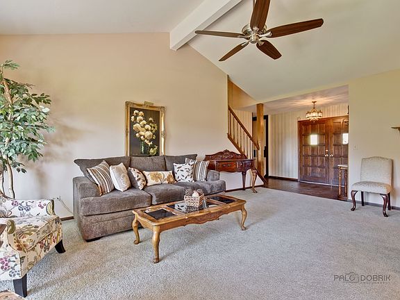 4th image of 1607 E Suffield Dr