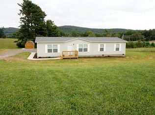 172 Maple Shade Rd, Laurel Fork, VA 24352