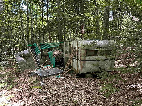 3rd image of 148 Merrill Road