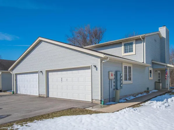 441 Slinger ROAD #R-4, Slinger, WI 53086