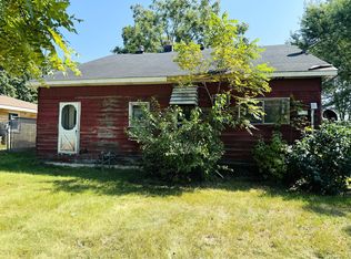 3165 S 3rd St, Niles, MI 49120