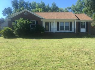 2303 Dulaire Rd, Greensboro, NC 27407