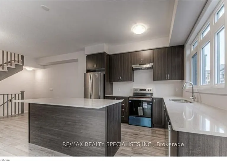 585 Colborne St #601 — Photo 17