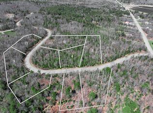 25 Moonbeam Way, Bangor, ME 04401