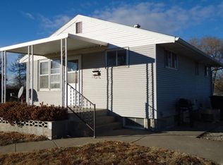 1309 E B St, Mccook, NE 69001