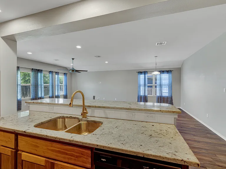 128 Sage Meadows Dr — Photo 10