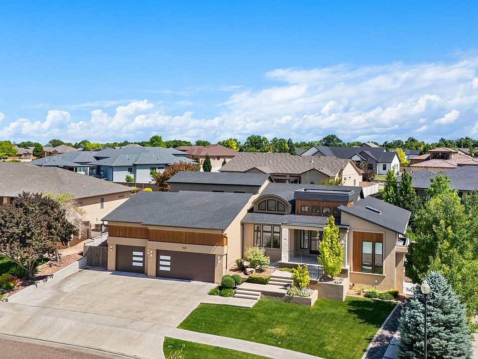 1st image of 5638 Venezia Way