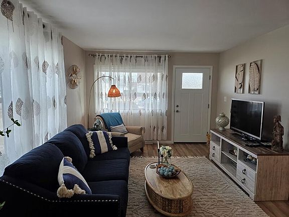 5th image of 2330 38th STREET