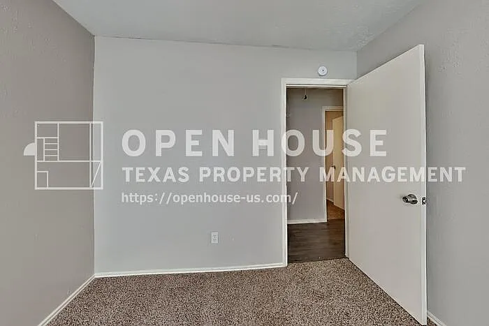 11910 Westwold Dr — Photo 14