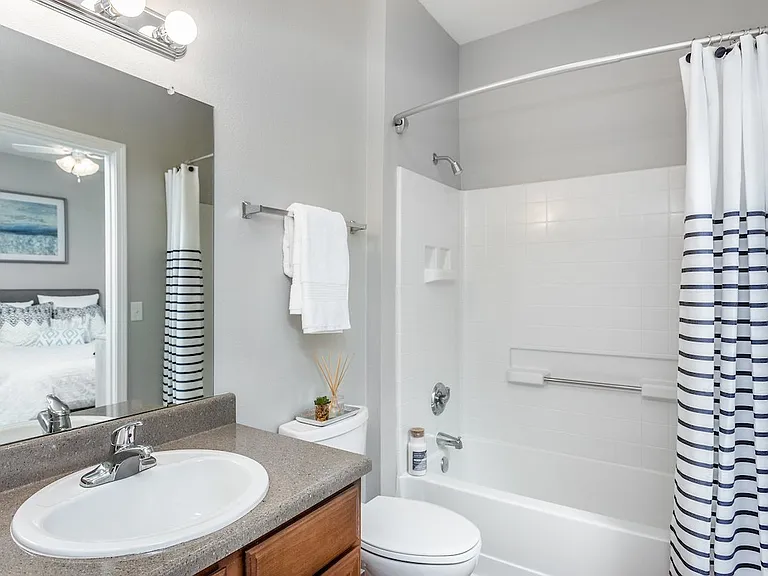 Legacy North Pointe Apartments — Photo 15