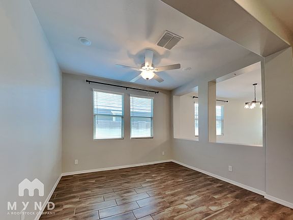 5th image of 15093 W Latham St