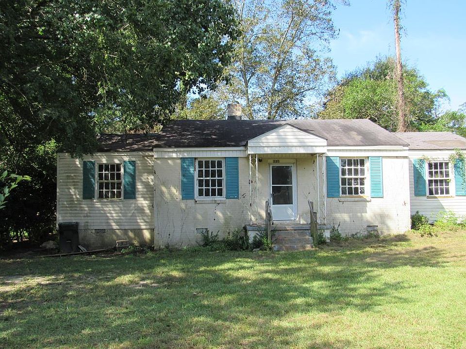 1st image of 225 Rowland Dr