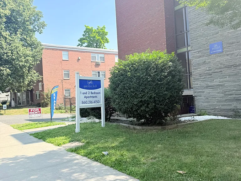 Garden Hill Apartments — Photo 2