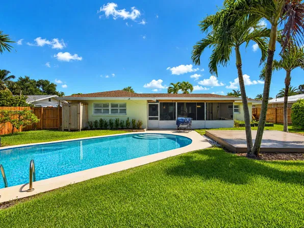 3854 BUTTERCUP Circle S, Palm Beach Gardens, FL 33410