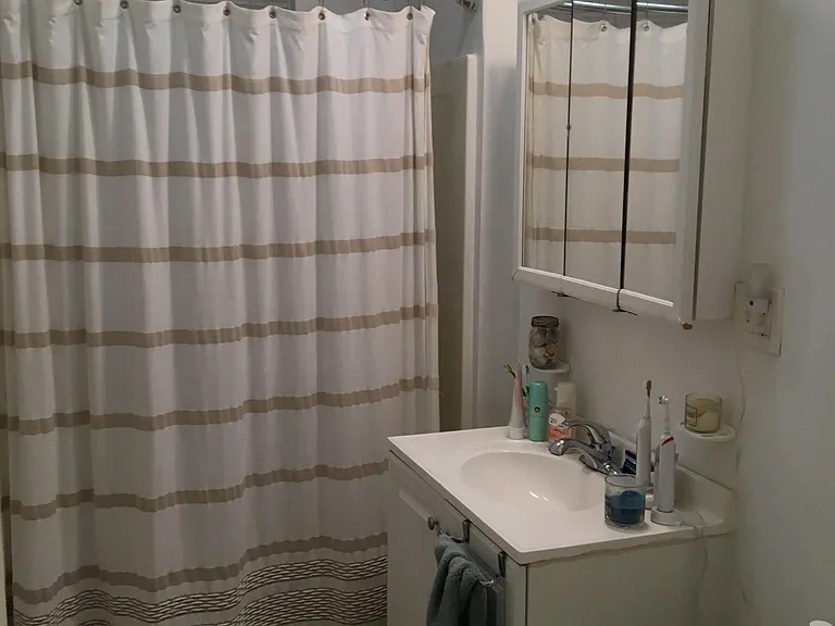 162 Kelton St #1 — Photo 9