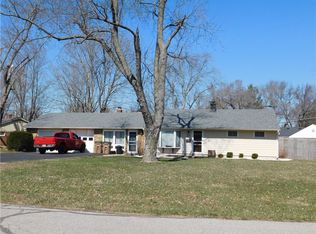 1510 Locust Dr, Columbus, IN 47203