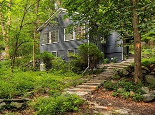24 Paradise Hl, Cornwall, NY 12518