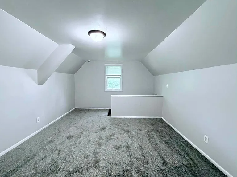 10419 Ignatius Ave #2 — Photo 26