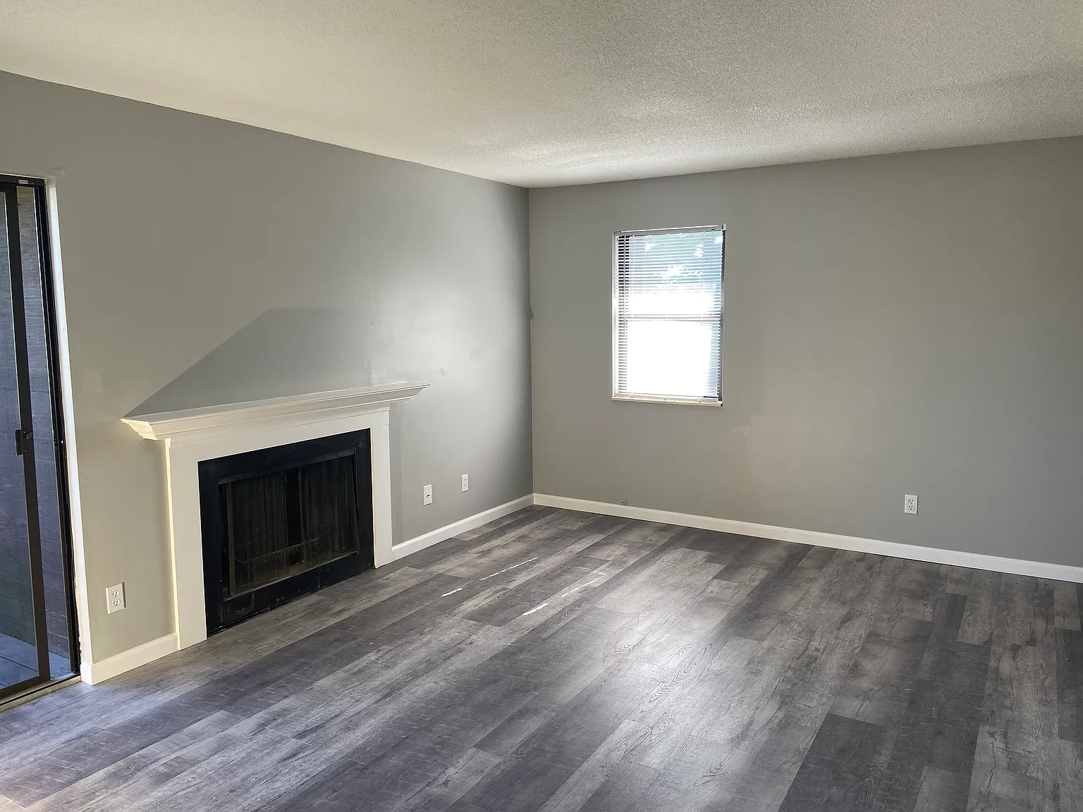 3 bed, 1150 sqft, $1,300 — Photo 4