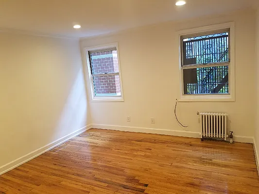 Rented by Skyline Realty LLC II | media 13