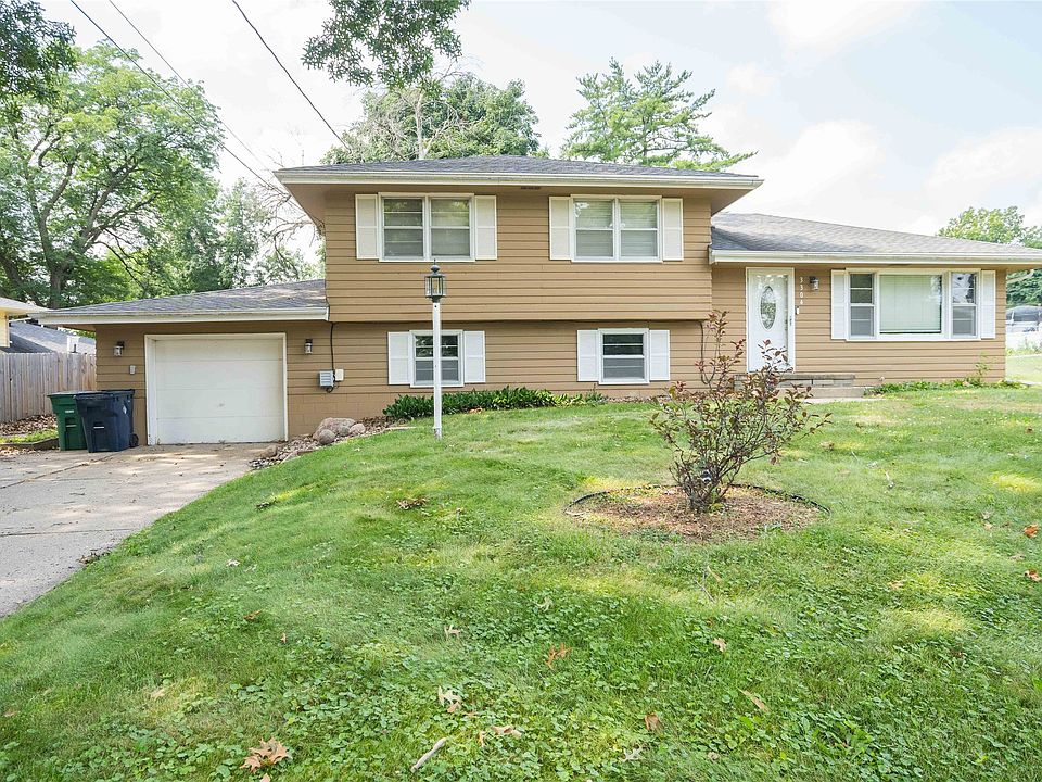 1st image of 3304 Hillsdale Dr